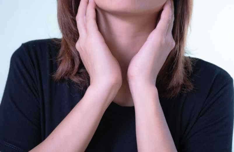 Les causes infectieuses courantes de la douleur à la gorge France Audition