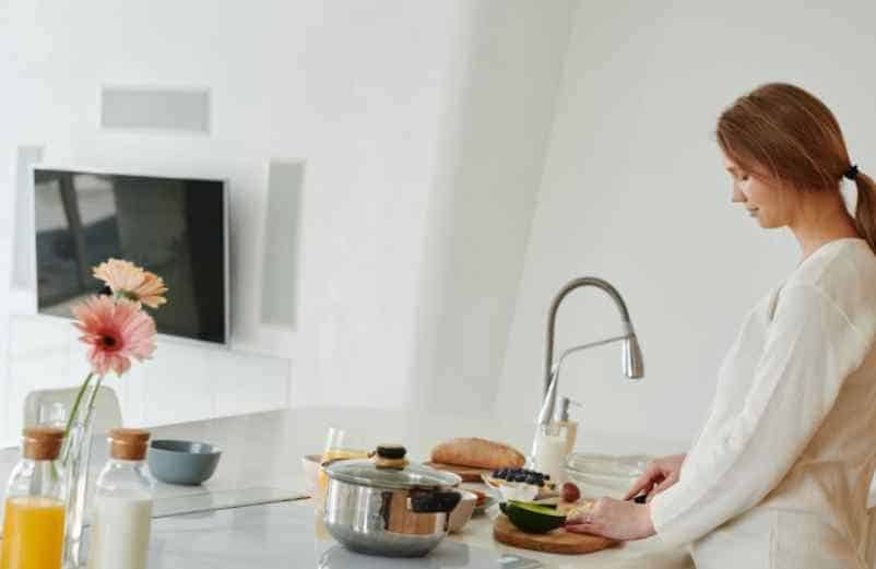 Comment prévenir les risques liés aux bactéries à cause de son alimentation ? France Audition Comment prévenir les risques liés aux bactéries à cause de son alimentation ? France Audition
