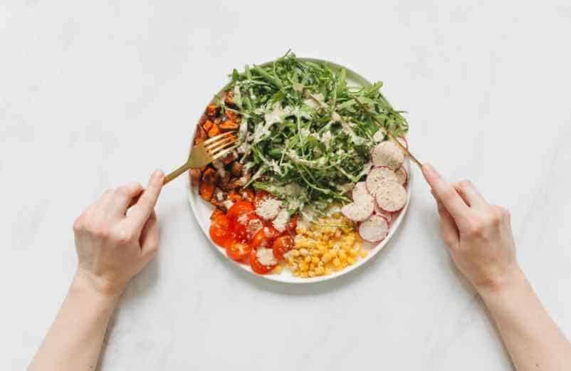 Créer un déficit calorique modéré sans affamer l'organisme France Audition Créer un déficit calorique modéré sans affamer l'organisme France Audition