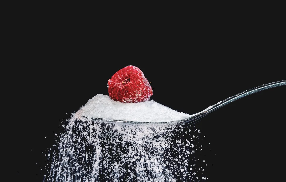 Boissons sucrées, alcool et aliments riches en sucres rapides